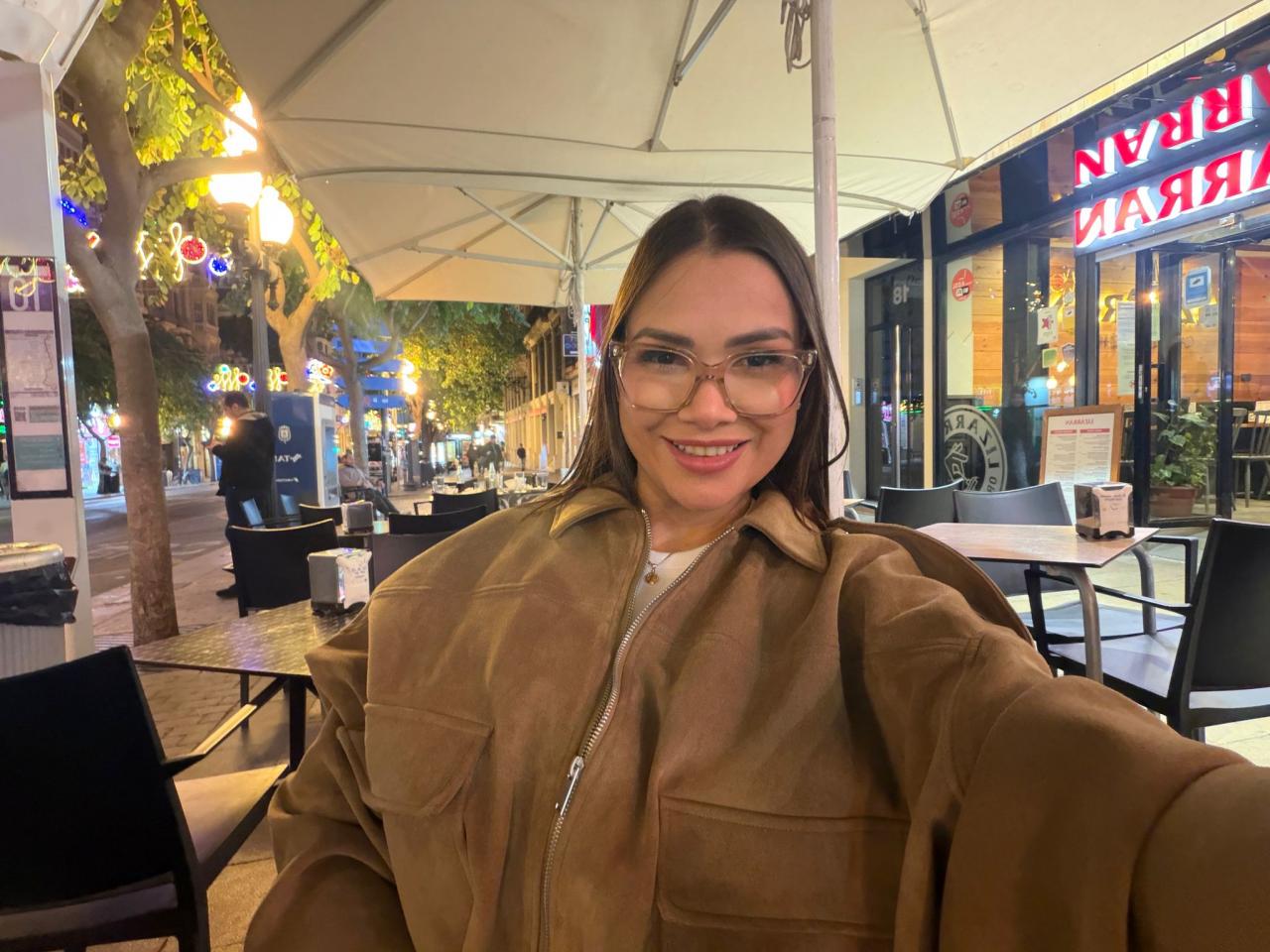 Chica busca chico en Alicante: 