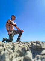 613427895: Chico busca chica en Alicante