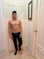 643248326: Chico busca chica en Madrid