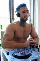 631253830: Chico busca chica en Barcelona