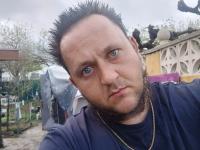 614209008: Chico busca chica en Castellón