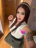 678411815: Chica busca chico en Madrid