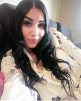 610652393: Chica busca chico en Sevilla