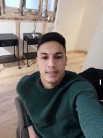 637444217: Chico busca chica en Madrid