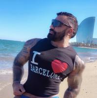 624351648: Chico busca chica en Barcelona