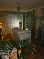 613917209: Chica busca chico en Cantabria