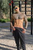 614842039: Chico busca chica en Barcelona