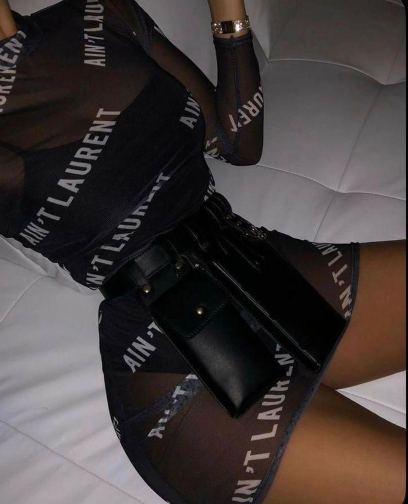 643184644: Chica busca chico en Barcelona