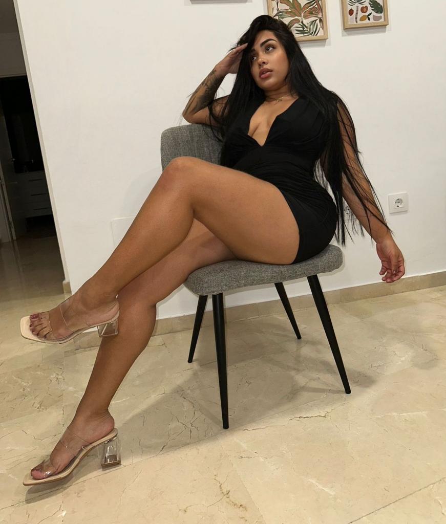 Chica busca chico en Cádiz: 