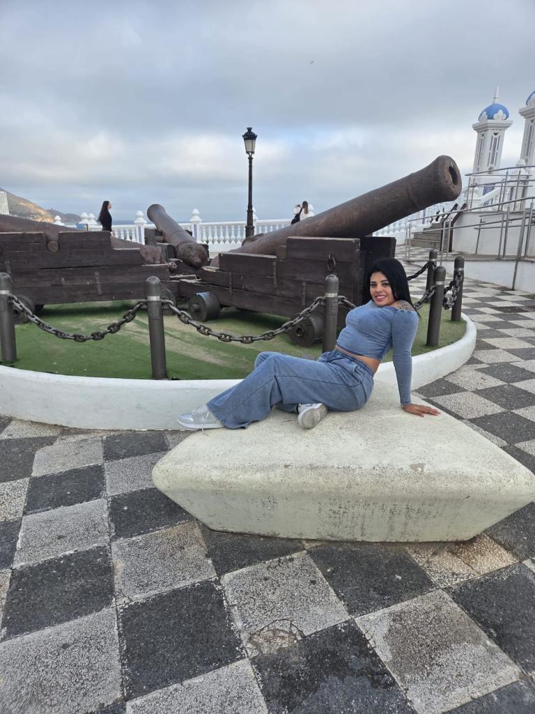 603302900: Chica busca chico en Málaga