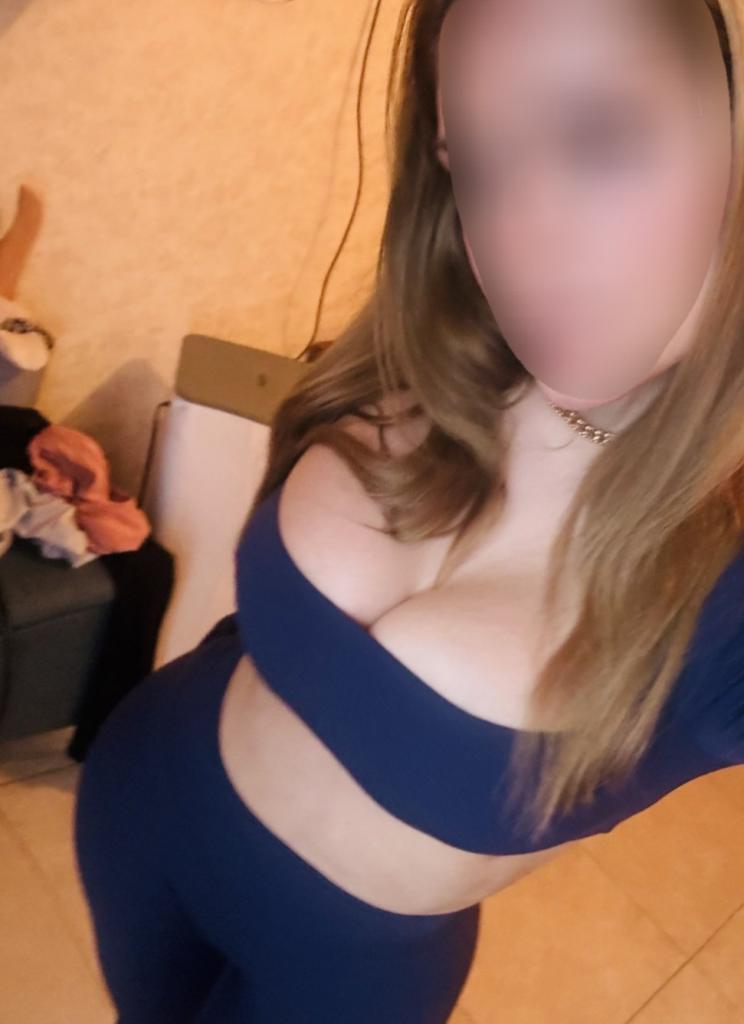640987325: Chica busca chico en Murcia
