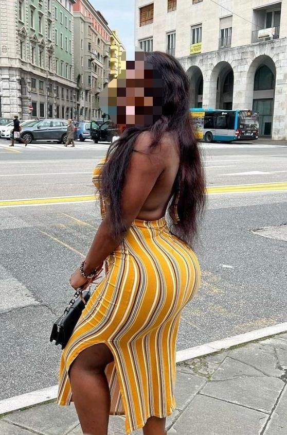 638626714: Chica busca chico en Madrid