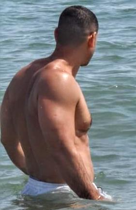 Chico busca chica en Málaga: 