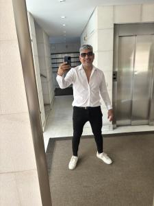 Chico busca chica en Madrid: 