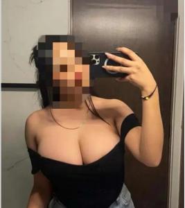 Chica busca chico en La Coruña: 