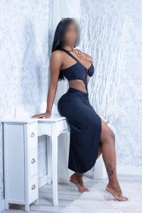 673368428: Chica busca chico en Barcelona