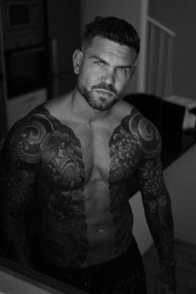 Chico busca chica en Barcelona: 