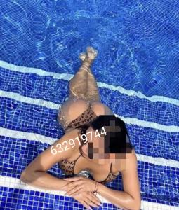 Chica busca chico en Navarra: 