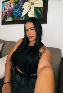 Chica busca chico en Cádiz: 