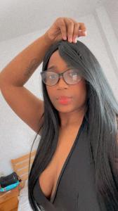 675642421: Chica busca chico en Cádiz