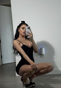 642995215: Chica busca chico en Alicante