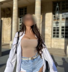 Chica busca chico en Sevilla: 