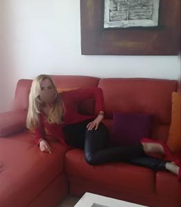 Chica busca chico en Granada: 