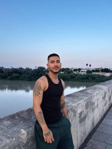 Chico busca chica en Castellón: 