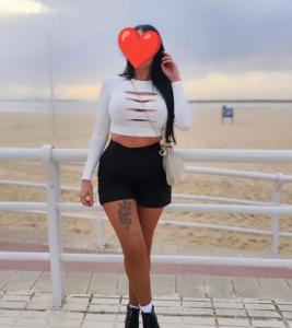 634197657: Chica busca chico en Sevilla