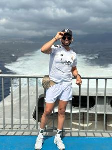 Chico busca chica en Tenerife: 