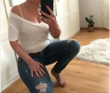 653778929: Chica busca chico en Pontevedra