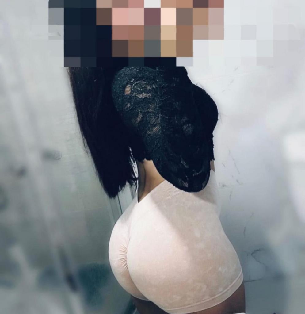 745012174: Chica busca chico en Albacete