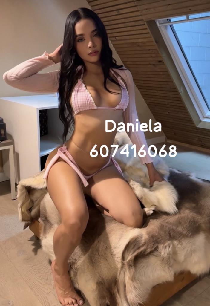 Chica busca chico en Granada: 