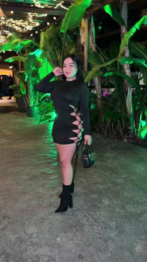 Chica busca chico en Cádiz: 