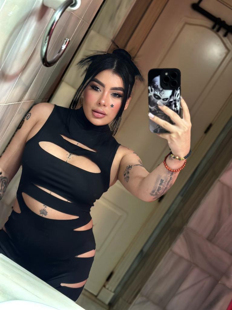 Chica busca chico en Cádiz: 