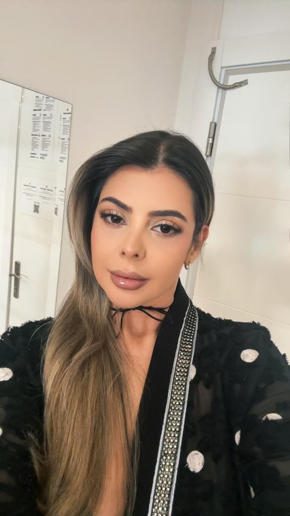Chica busca chico en Granada: 