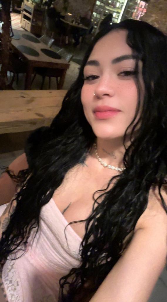 Chica busca chico en Cádiz: 