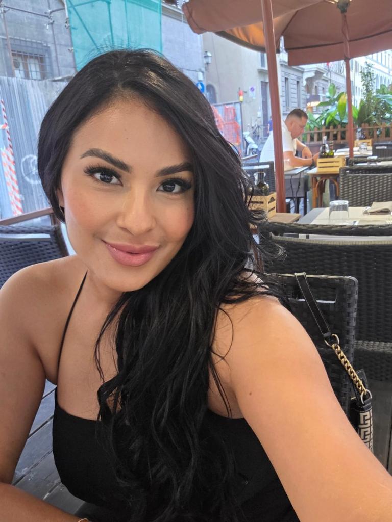 627884192: Chica busca chico en Málaga