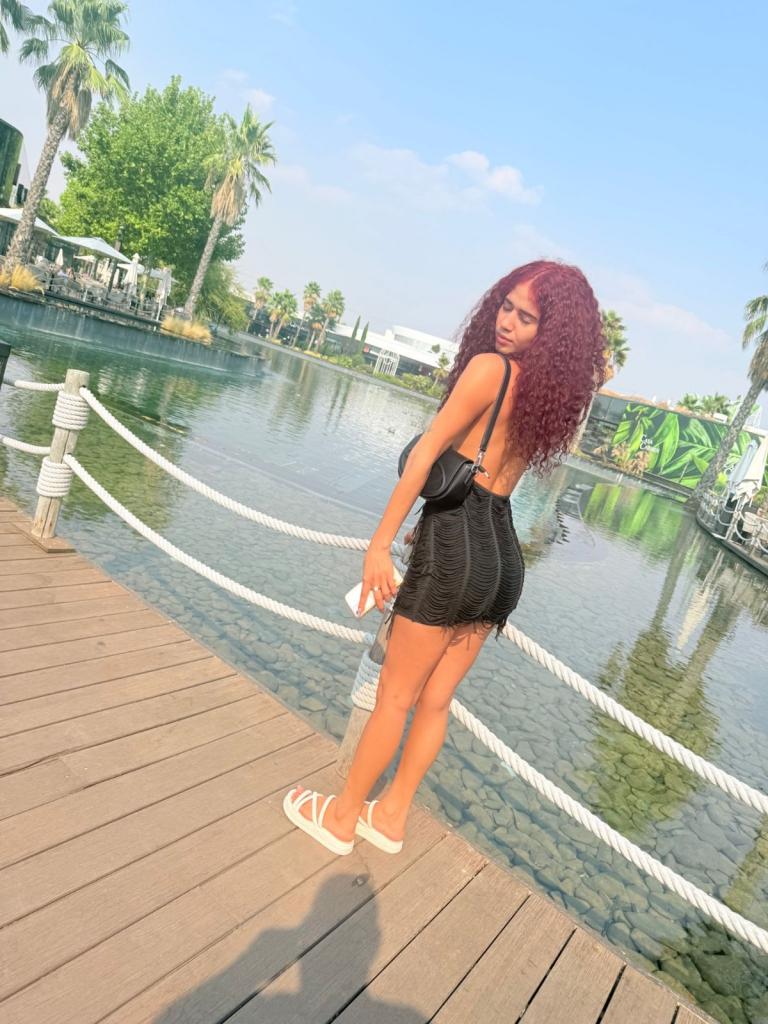 615520553: Chica busca chico en Madrid