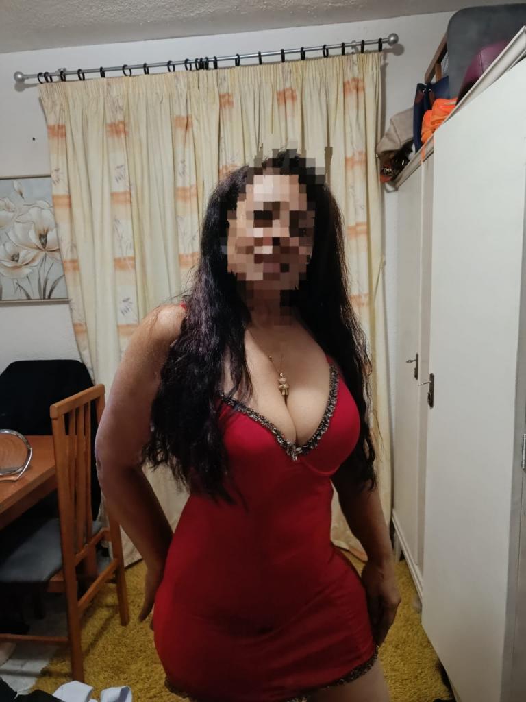 Chica busca chico en Granada: 