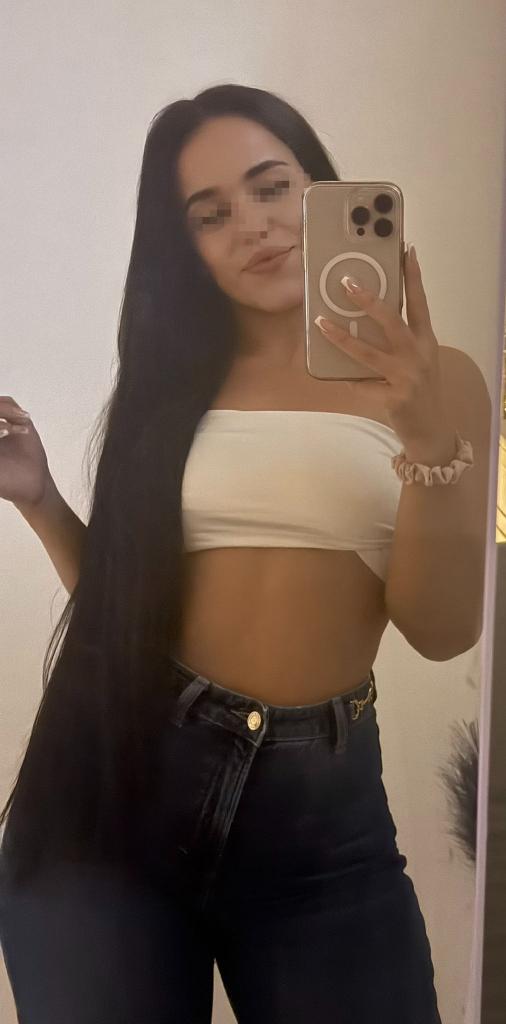 Chica busca chico en Sevilla: 