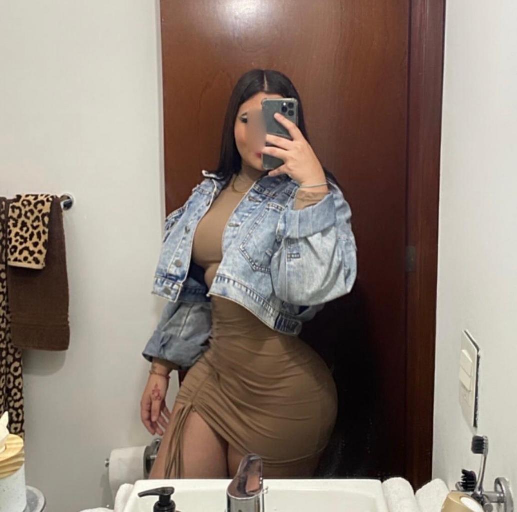 Chica busca chico en Tenerife: 