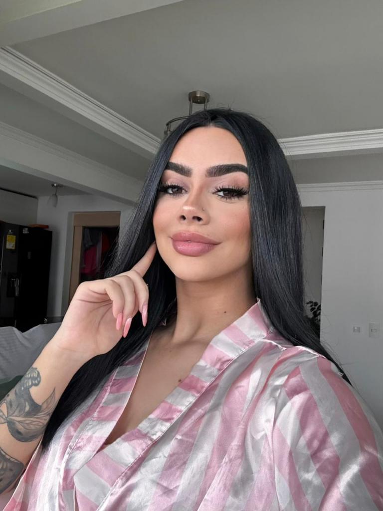 Chica busca chico en Tenerife: 