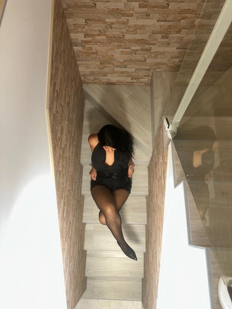 Chica busca chico en Tenerife: 