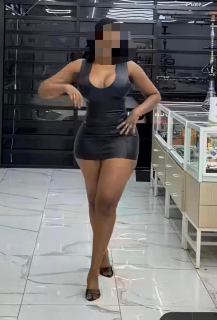 Chica busca chico en Cuenca: 