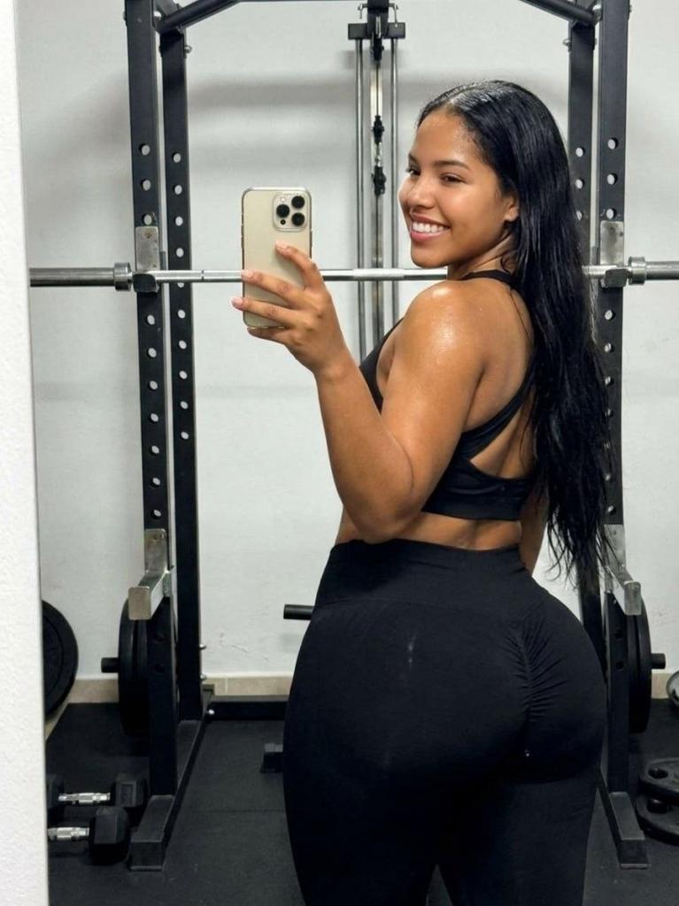 Chica busca chico en Valencia: Chica busca chico