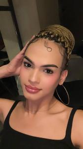 663187968: Transexual en Barcelona