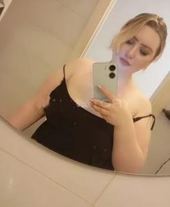 631110934: Chica busca chico en Barcelona