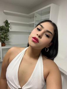 631596134: Chica busca chico en Alicante