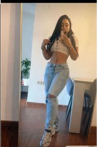 672814384: Chica busca chico en Granada